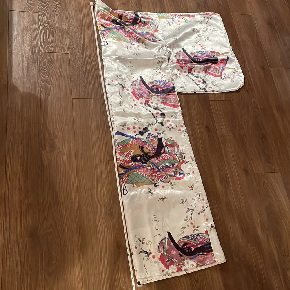 Kimono - Picture 6 of 7